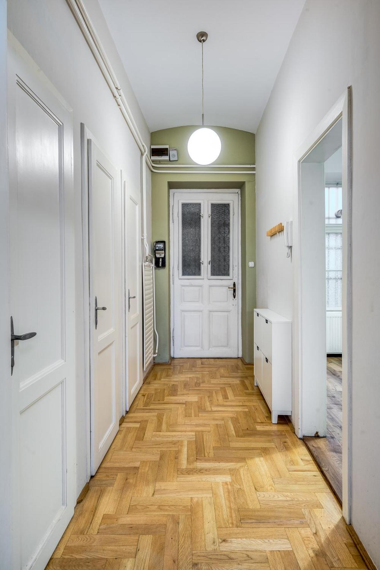 Jokai Hideaway Apartment *